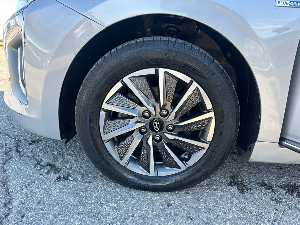 2020 Hyundai Ioniq Image 29