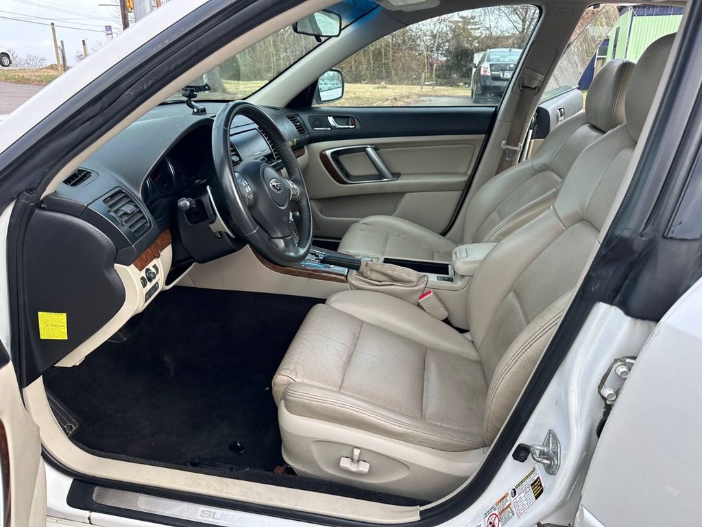 2009 Subaru Legacy Image 14