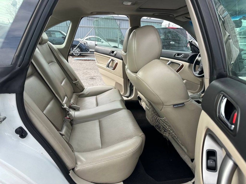 2009 Subaru Legacy Image 20