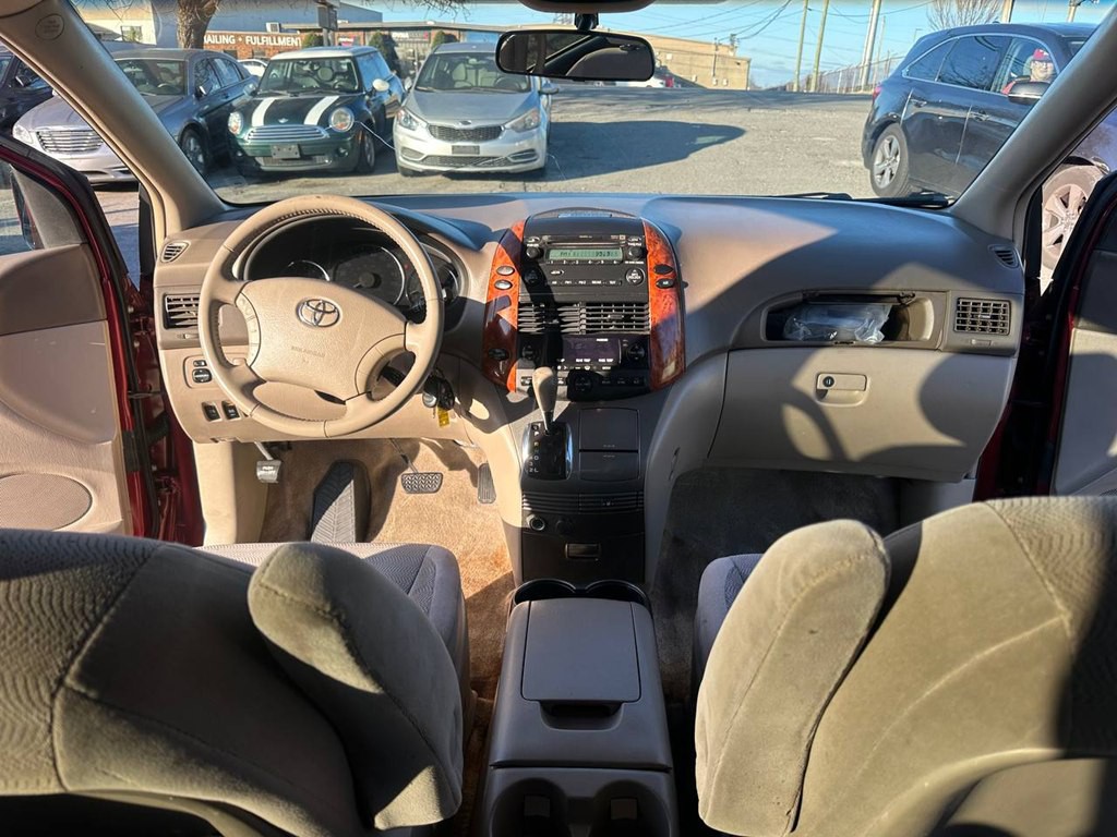 2006 Toyota Sienna Image 26