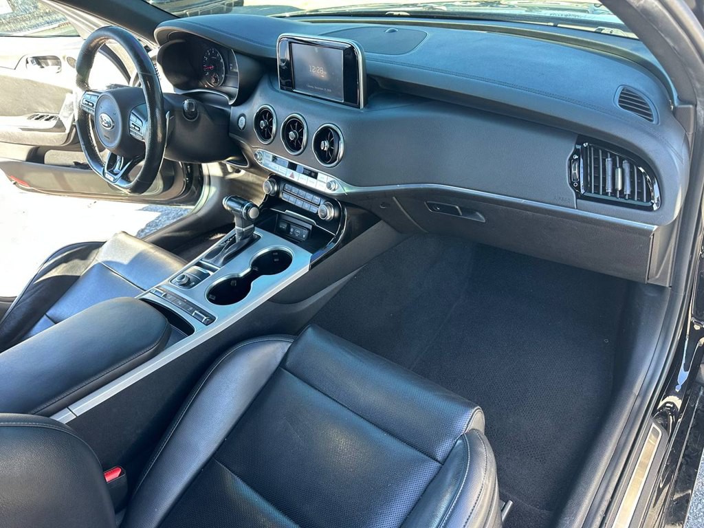 2020 Kia Stinger Image 24