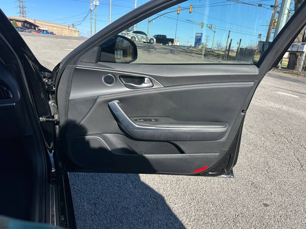 2020 Kia Stinger Image 25