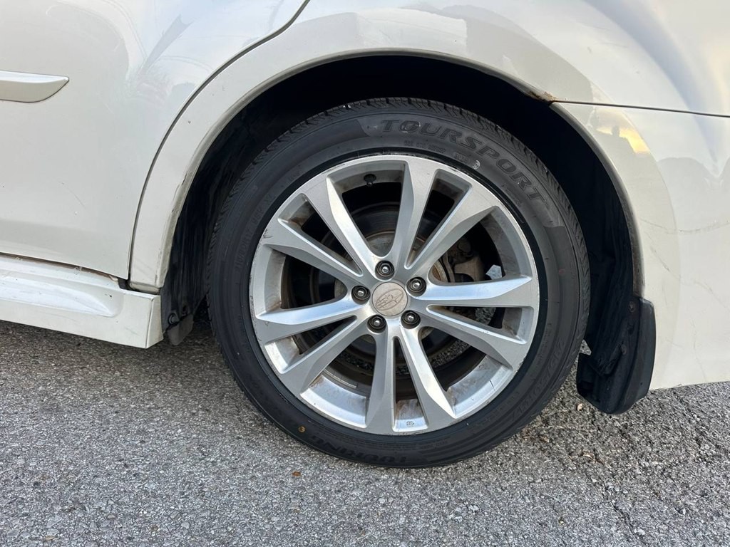 2014 Subaru Legacy Image 28