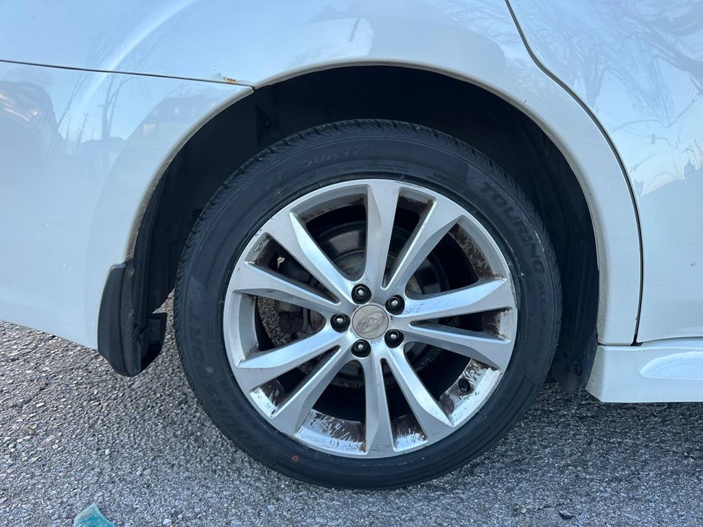 2014 Subaru Legacy Image 29