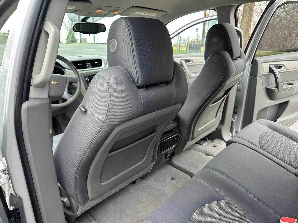 2017 Chevrolet Traverse Image 17