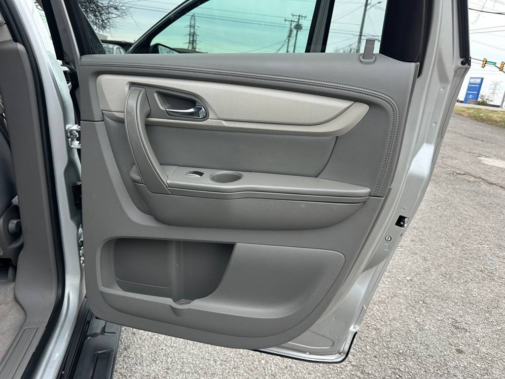 2017 Chevrolet Traverse Image 24