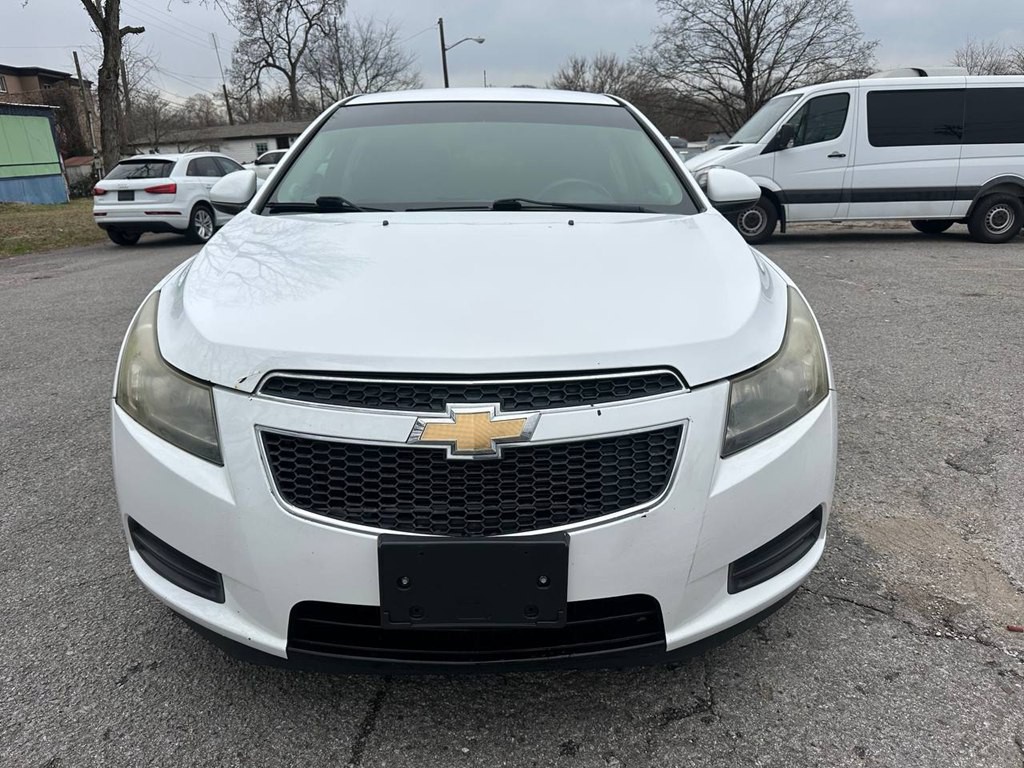 2012 Chevrolet Cruze Image 3