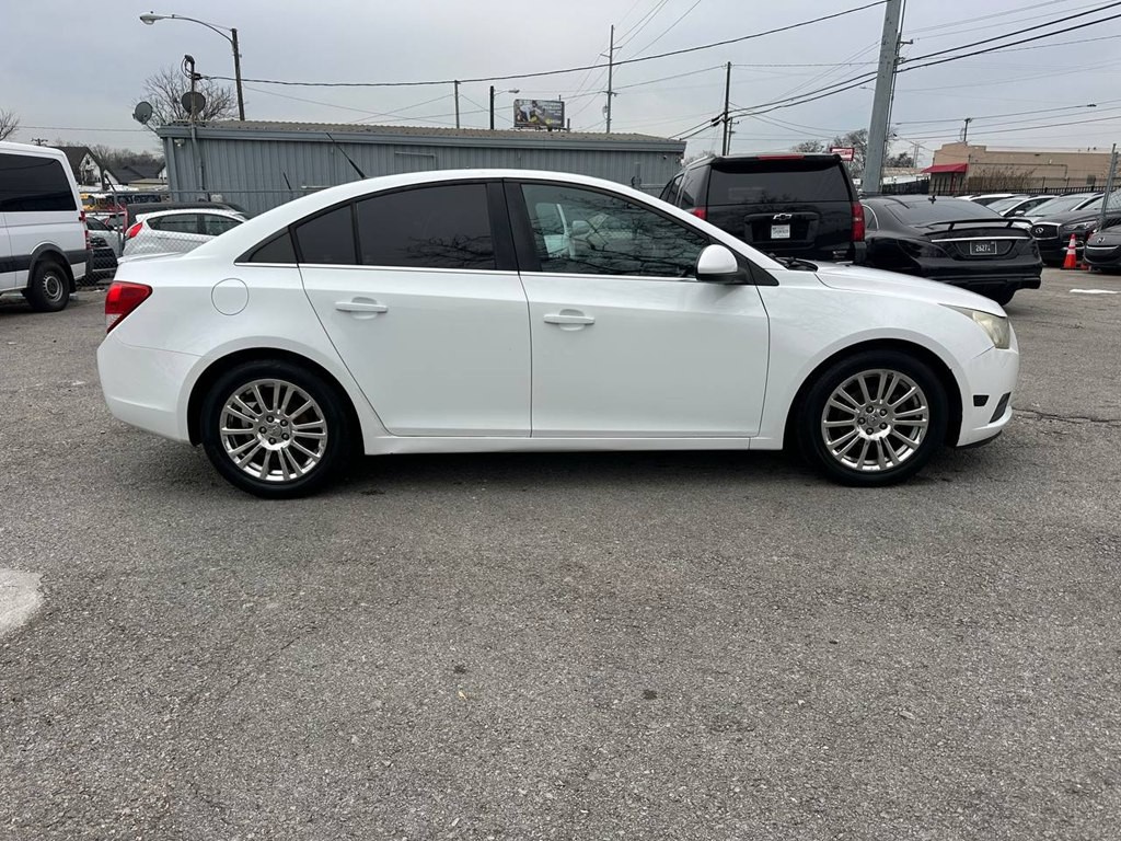 2012 Chevrolet Cruze Image 4