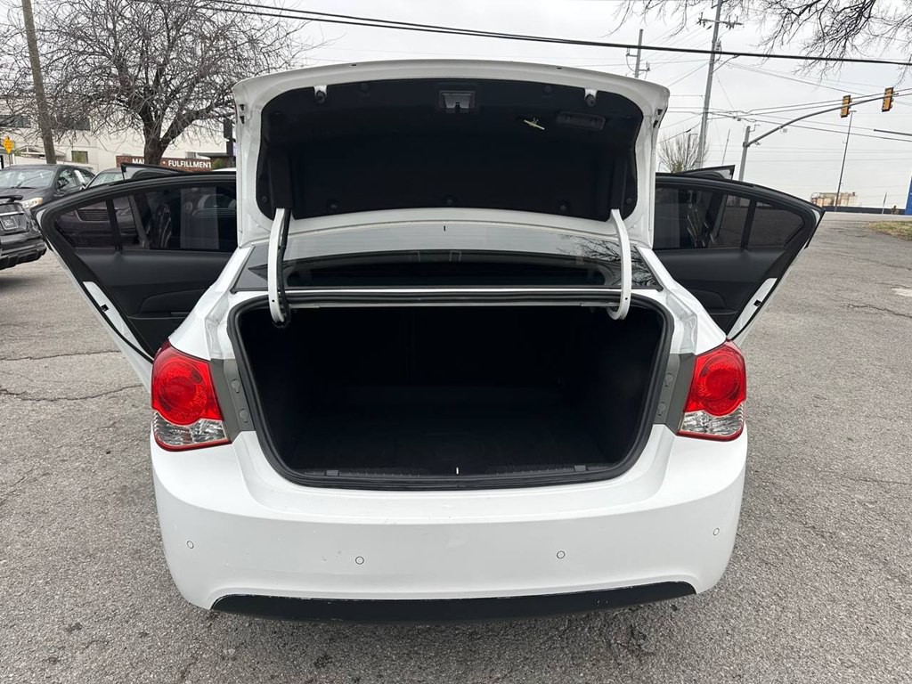 2012 Chevrolet Cruze Image 12