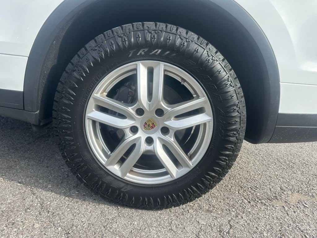 2016 Porsche Cayenne Image 27