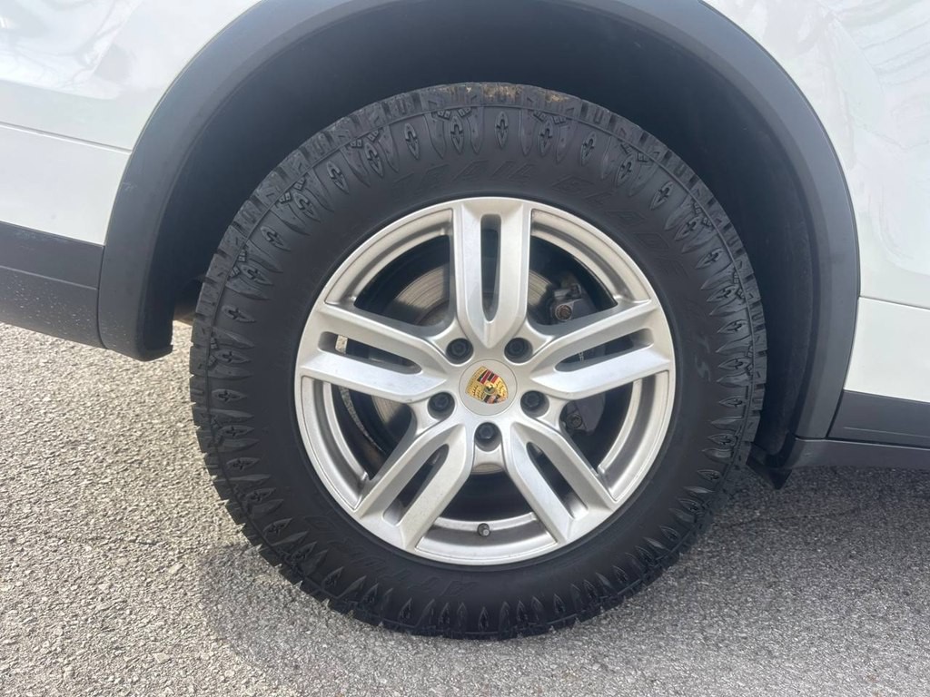 2016 Porsche Cayenne Image 29