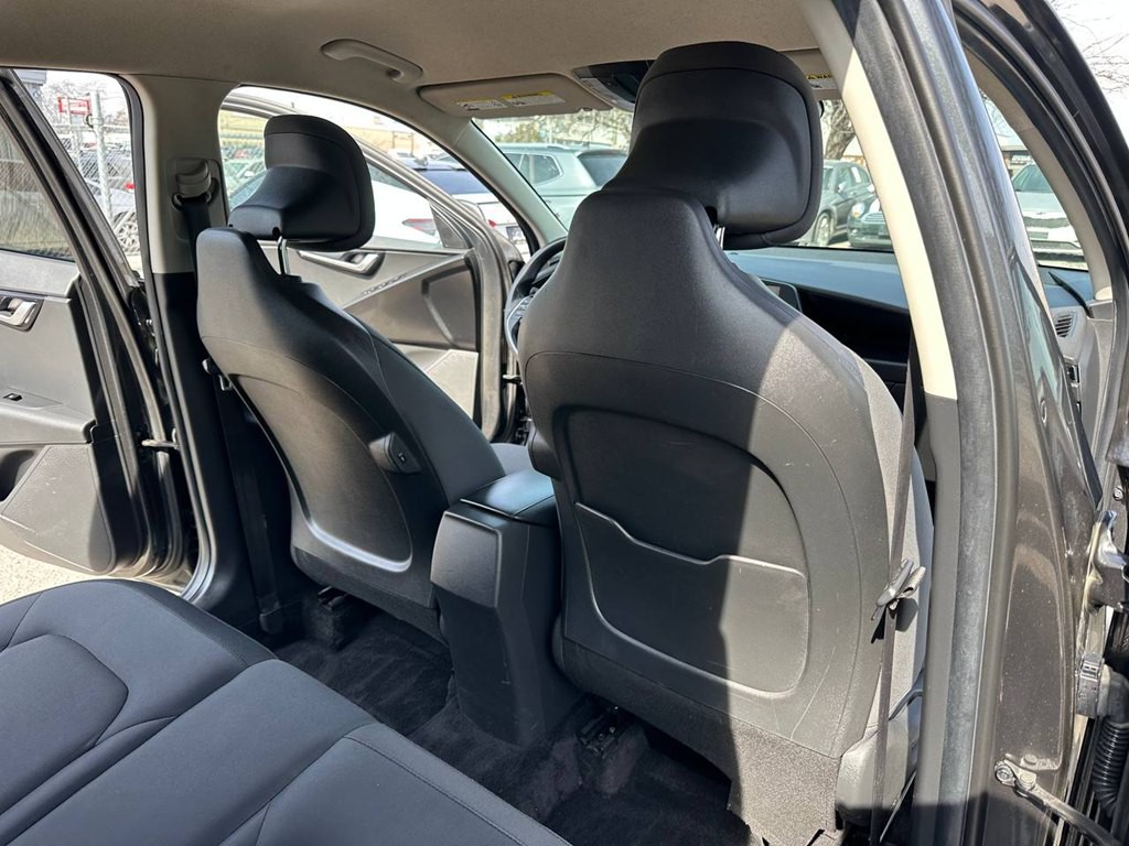 2023 Kia Niro Image 22