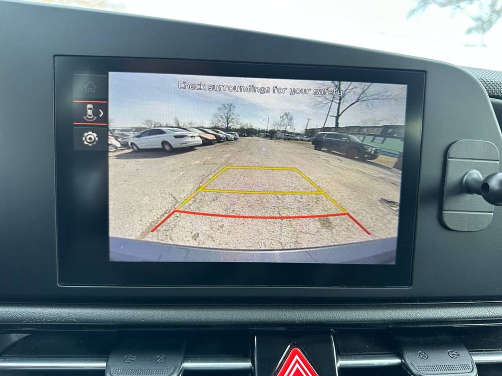 2023 Kia Niro Image 31