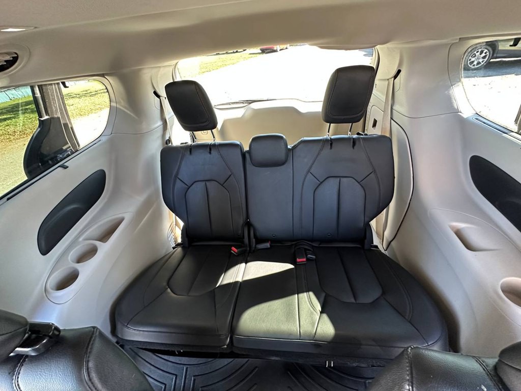 2019 Chrysler Pacifica Image 19