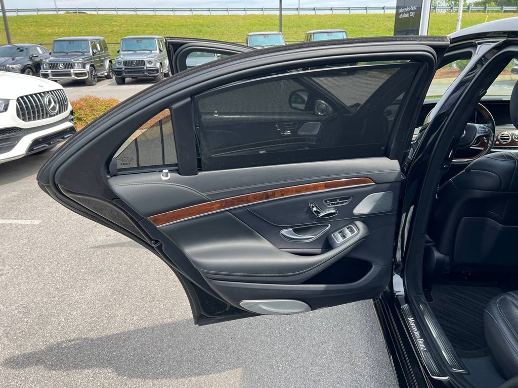 2016 Mercedes-Benz S-Class Image 17