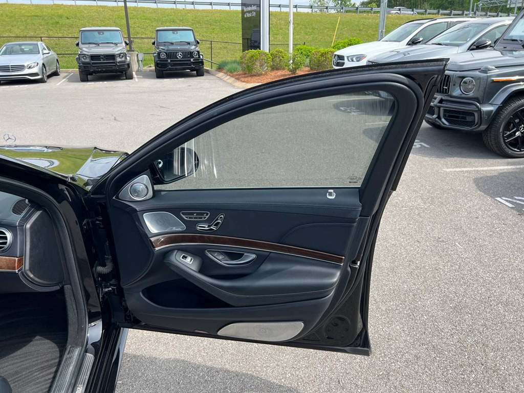 2016 Mercedes-Benz S-Class Image 19