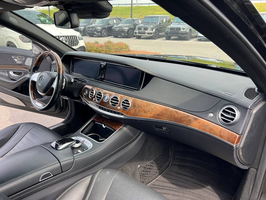 2016 Mercedes-Benz S-Class Image 29