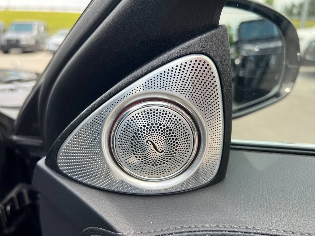 2016 Mercedes-Benz S-Class Image 36