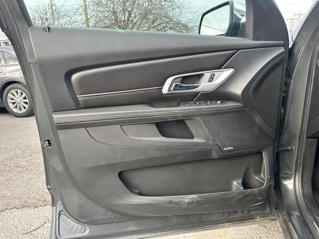 2017 GMC Terrain Image 16