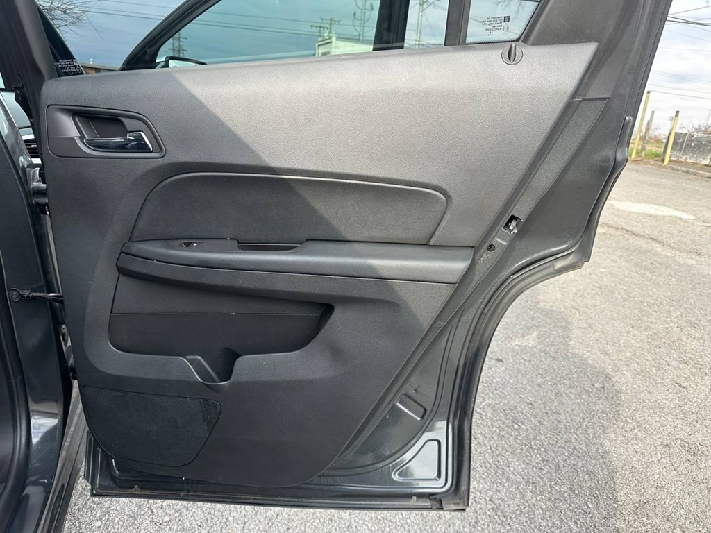 2017 GMC Terrain Image 22