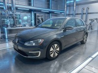 Image for 2016 Volkswagen Golf SE ID: 7198992