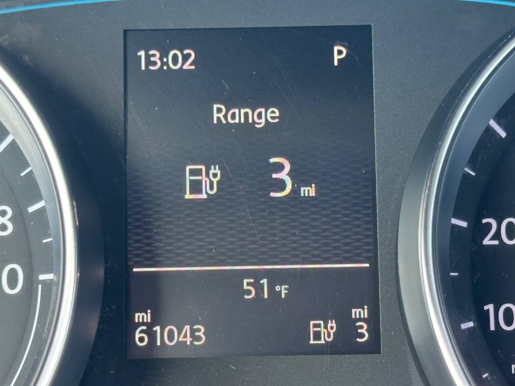 2016 Volkswagen Golf Image 34