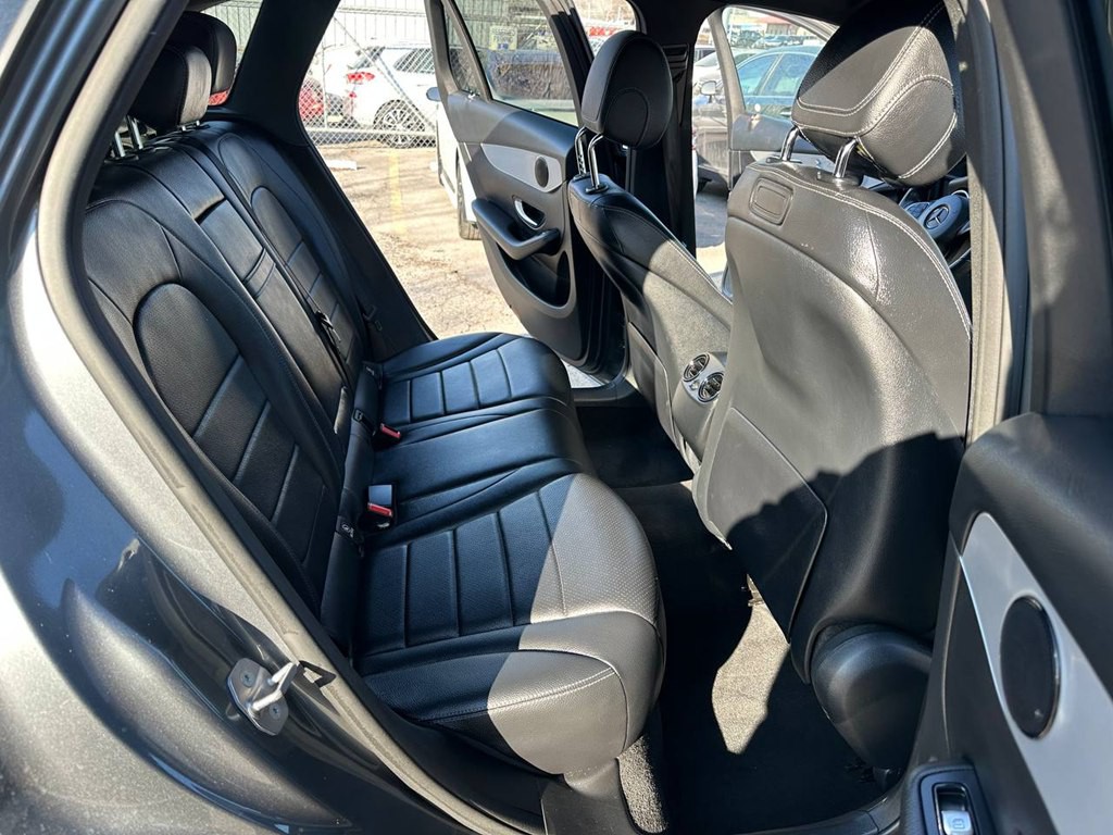 2019 Mercedes-Benz GLC-Class Image 21