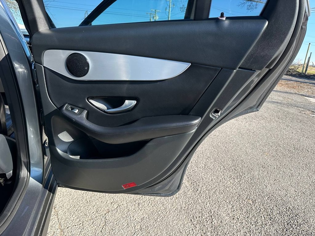 2019 Mercedes-Benz GLC-Class Image 23