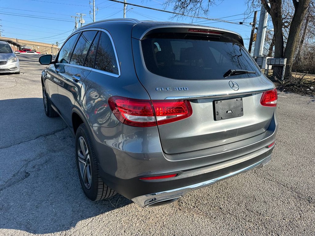 2019 Mercedes-Benz GLC-Class Image 8
