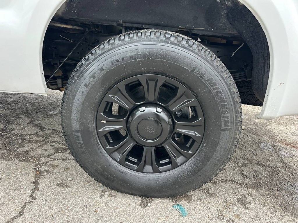 2008 Ford F-250 Image 29