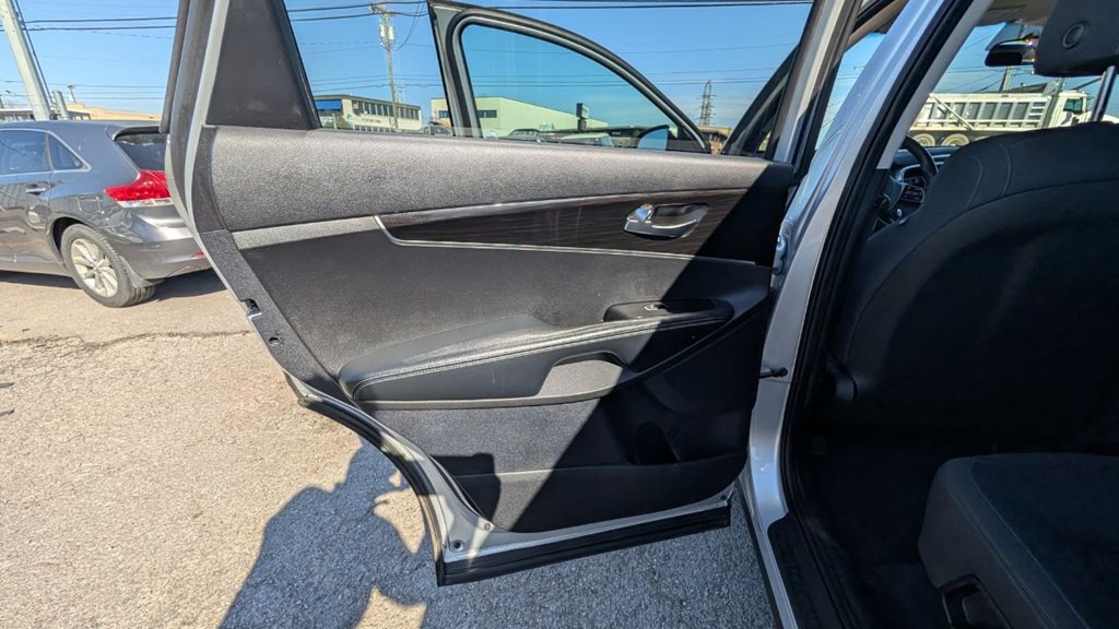 2019 Kia Sorento Image 24