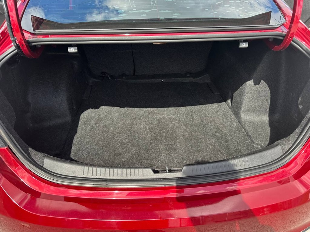 2019 Chevrolet Malibu Image 12