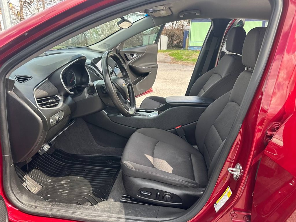 2019 Chevrolet Malibu Image 14
