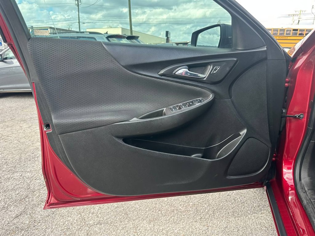 2019 Chevrolet Malibu Image 15