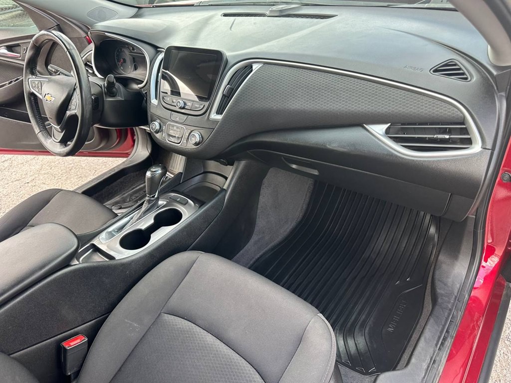 2019 Chevrolet Malibu Image 24