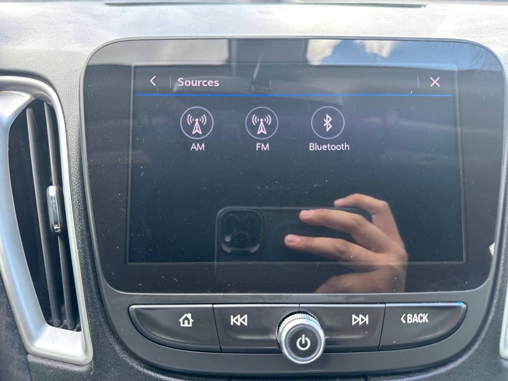 2019 Chevrolet Malibu Image 33