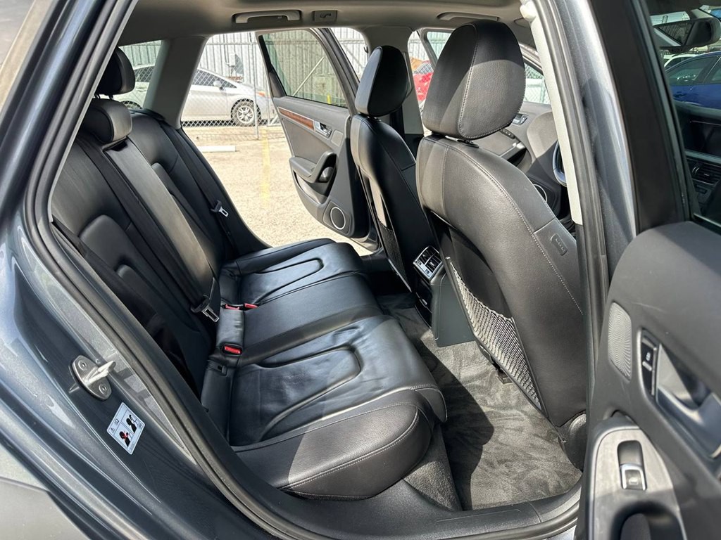 2016 Audi A4 Image 20