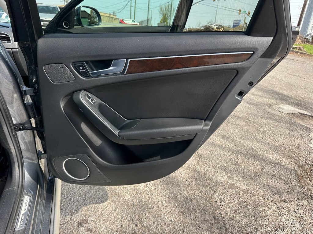 2016 Audi A4 Image 22