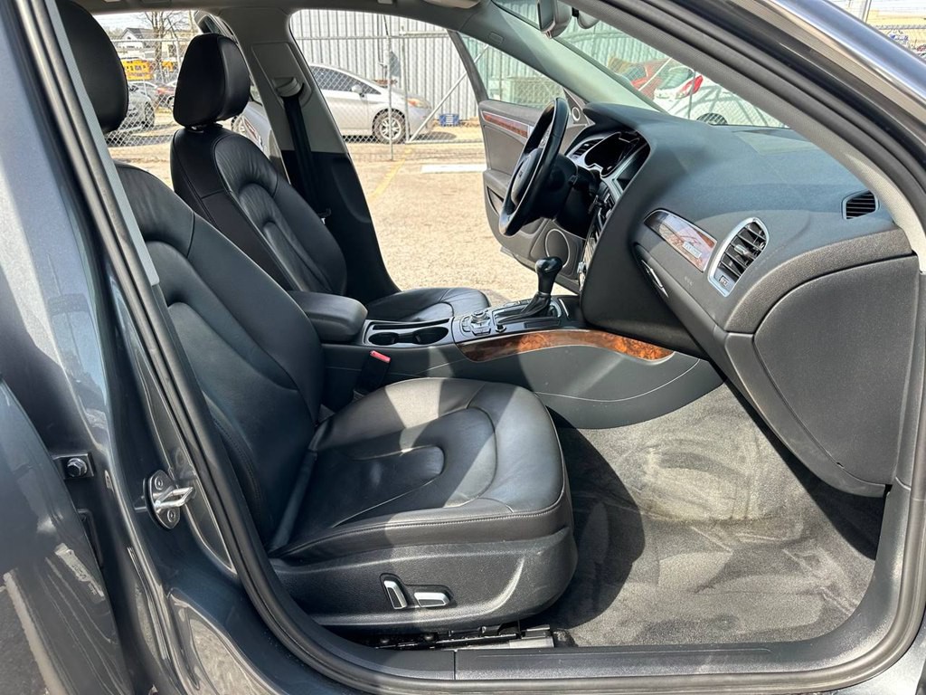 2016 Audi A4 Image 24