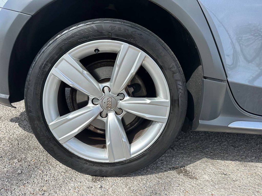 2016 Audi A4 Image 28