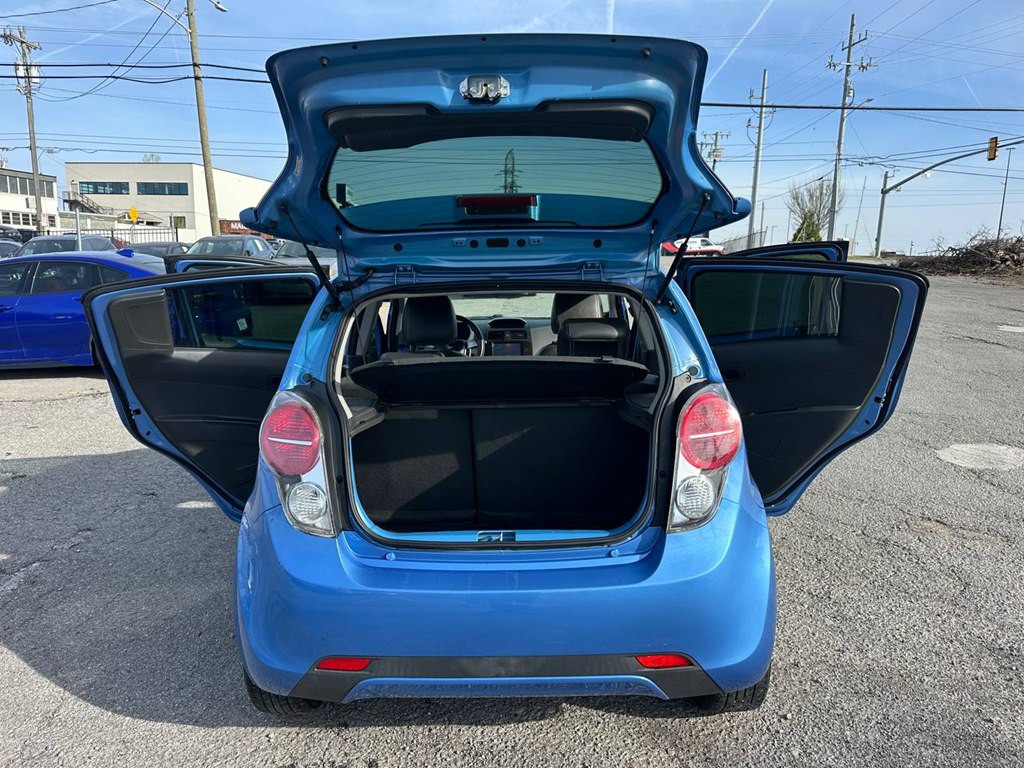2015 Chevrolet Spark Image 12