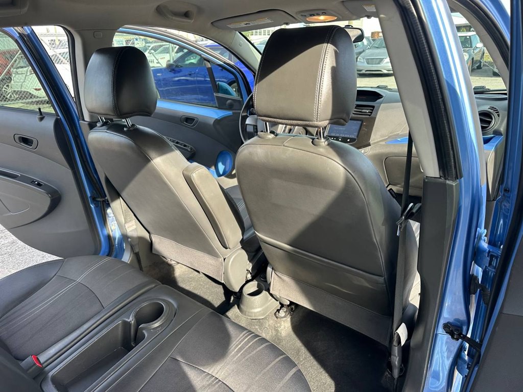 2015 Chevrolet Spark Image 20