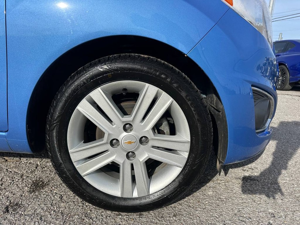 2015 Chevrolet Spark Image 27