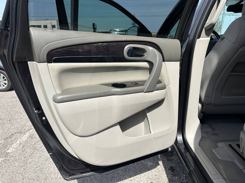 2017 Buick Enclave Image 19