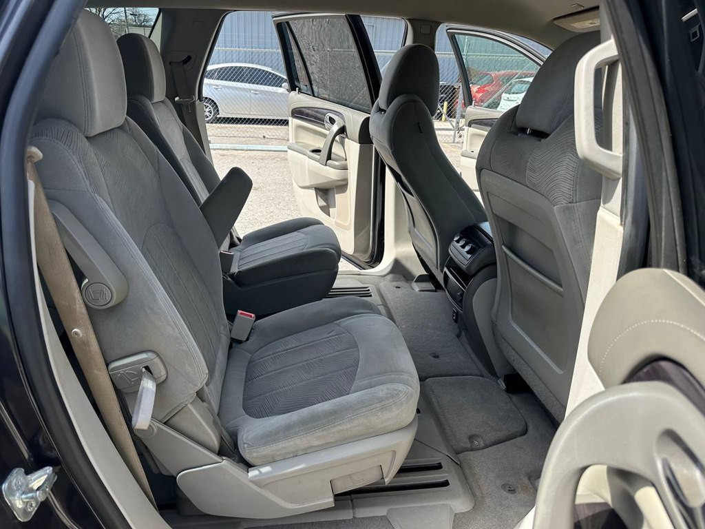 2017 Buick Enclave Image 23