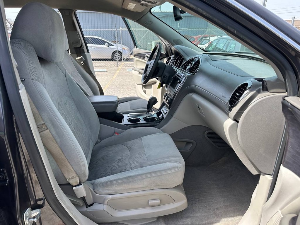 2017 Buick Enclave Image 26