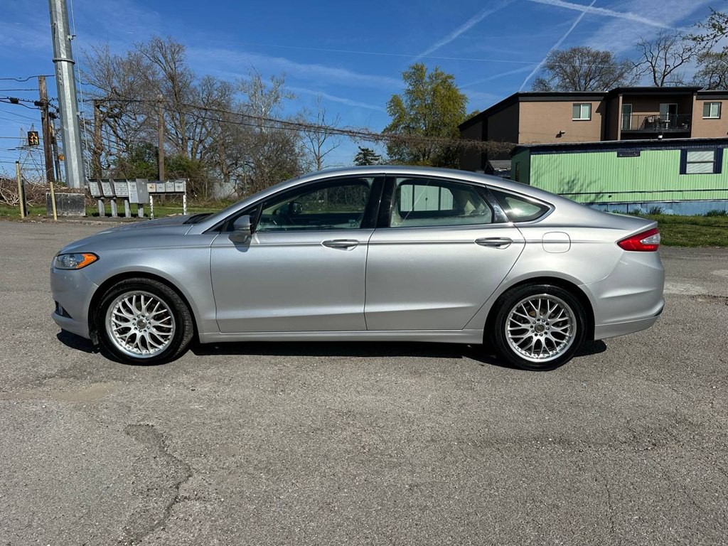 2013 Ford Fusion Image 8