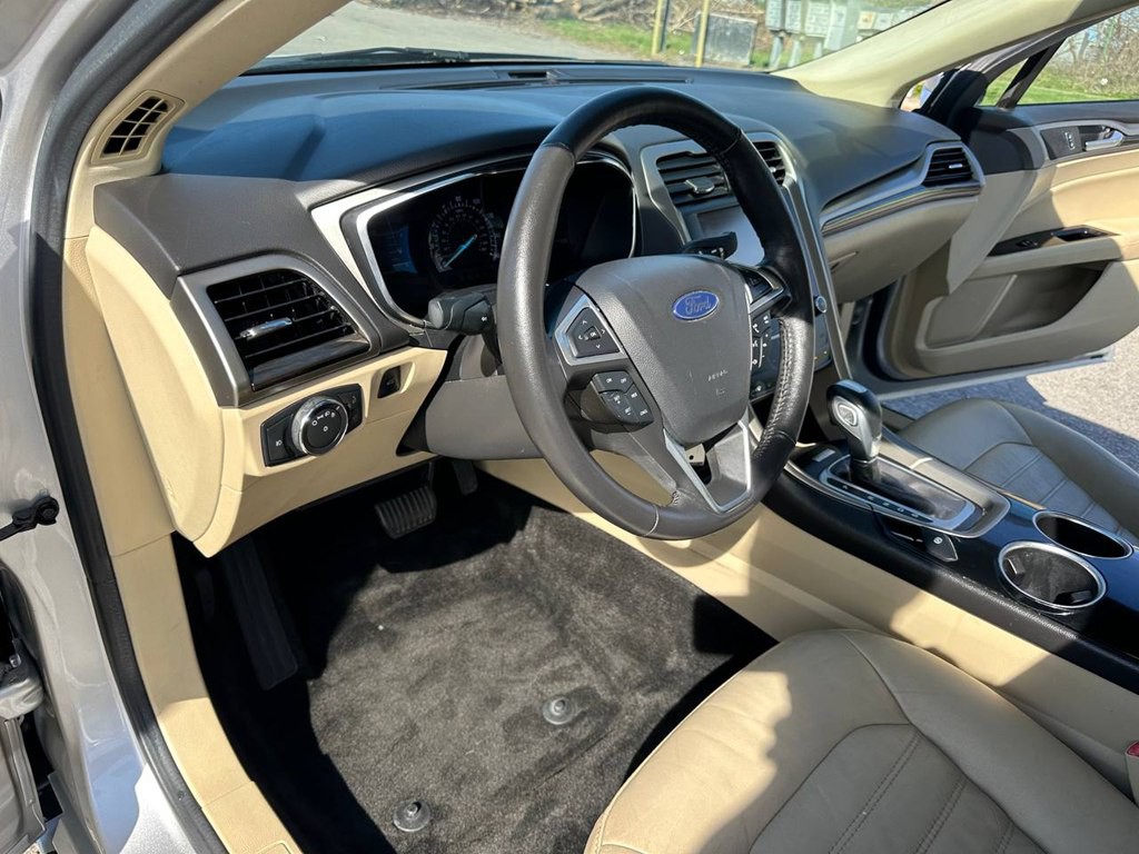 2013 Ford Fusion Image 14