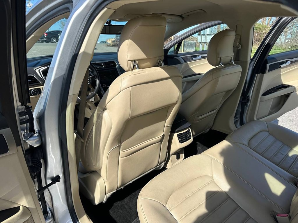 2013 Ford Fusion Image 19