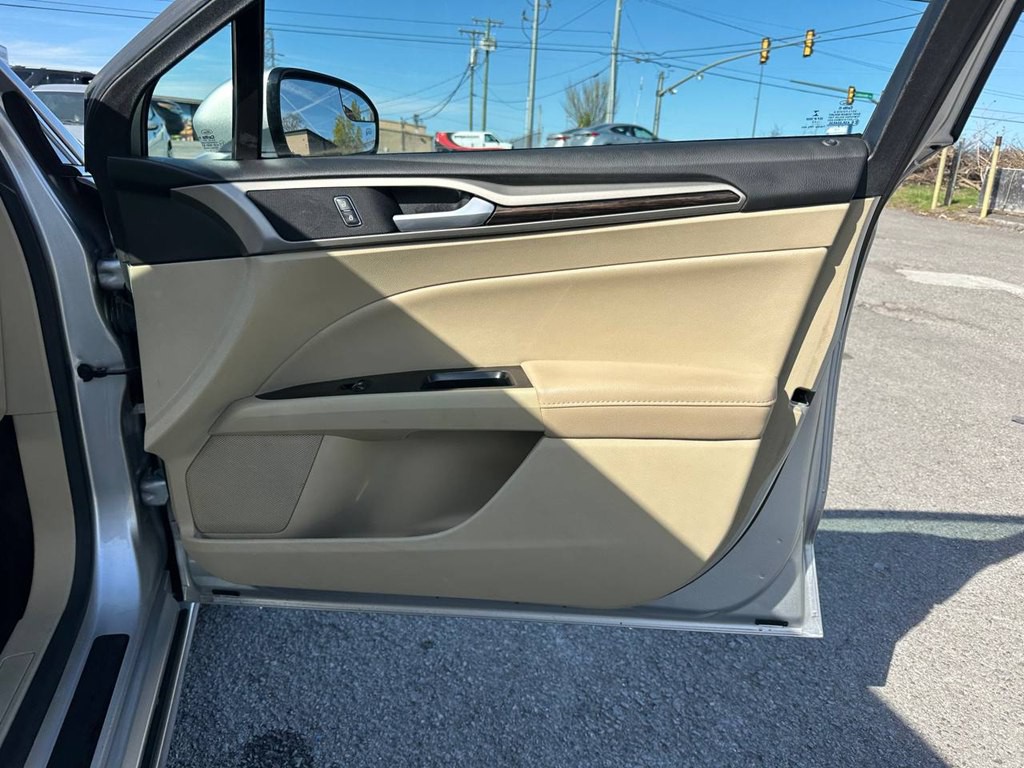 2013 Ford Fusion Image 25